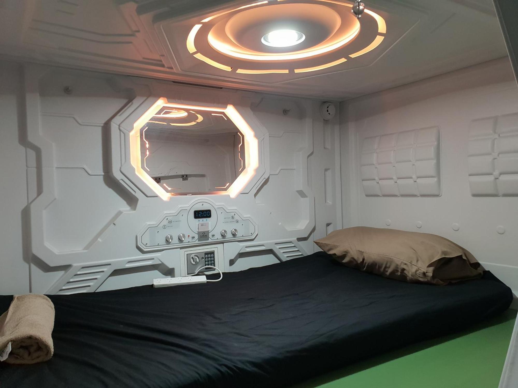 Abbotsford Private Rooms & Pods - 15 Charles Homestay 墨尔本 外观 照片