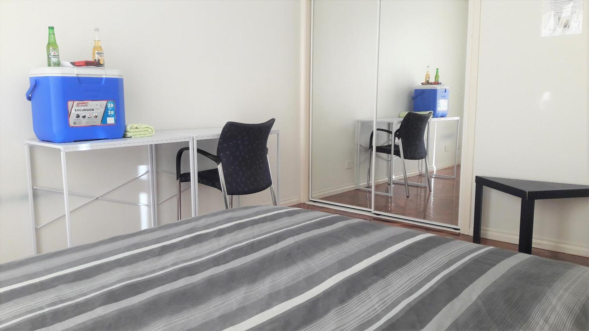 Abbotsford Private Rooms & Pods - 15 Charles Homestay 墨尔本 外观 照片