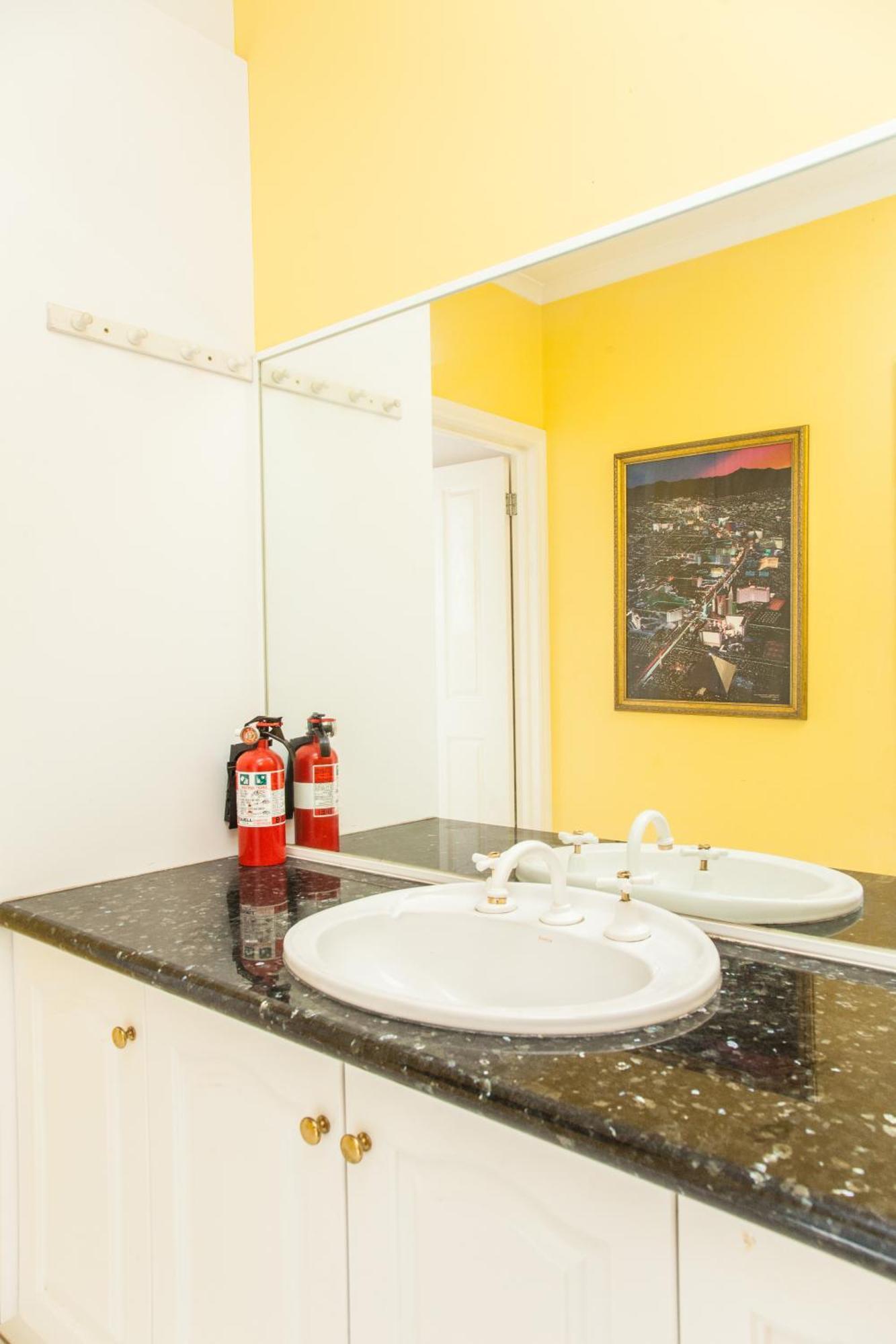 Abbotsford Private Rooms & Pods - 15 Charles Homestay 墨尔本 外观 照片